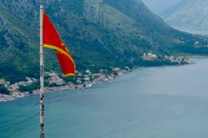 Чорногорія посилила правила в'їзду для українців