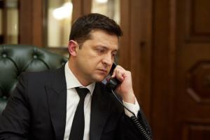 Зеленский проведет телефонный разговор с Байденом