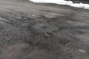 Окупанти обстріляли КПВВ "Гнутове": бійця ЗСУ врятував металевий жетон