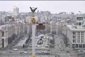 У трансляцію Reuters з Майдану Незалежності увірвався дрон з оголошенням "Продам гараж"