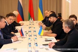 Завершився перший раунд українсько-російських переговорів
