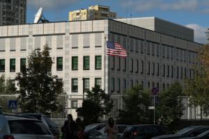США эвакуируют посольство из Киева во Львов, - СМИ