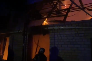 Обстріли на Луганщині: обмежено рух потяга, у Муратовому пожежа