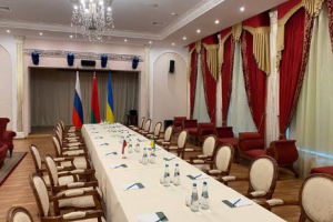 Украинская делегация прибыла на белорусскую границу для переговоров с Россией