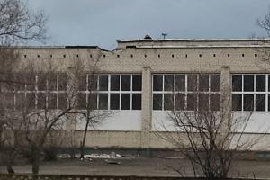 У Сєвєродонецьку окупанти обстріляли школу, у сховищі якої перебували люди (відео)