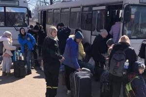 Почти 650 жителей Луганщины эвакуированы сегодня в западные области