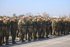 У Білорусі заявили про відведення десантників від українського кордону