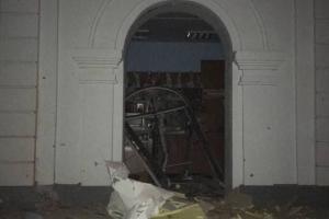 Оккупанты обстреляли Святогорскую лавру, в которой находились женщины и дети
