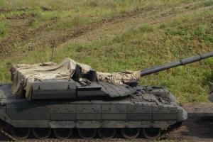 ВСУ сожгли опытный российский танк на Сумщине