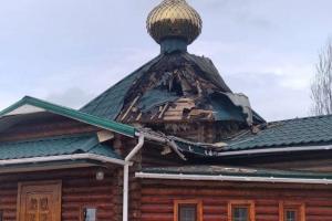 Российские военные обстреляли храм в Рубежном: двое священников ранены