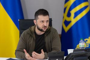 Решение вопросов Донбасса и Крыма военным путем будет стоить Украине очень дорого, - Зеленский