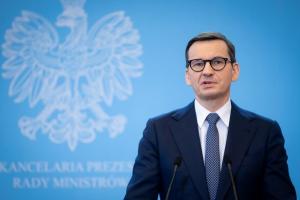 Моравецкий раскритиковал Макрона за регулярные звонки Путину: "Вы бы договаривались с Гитлером?"