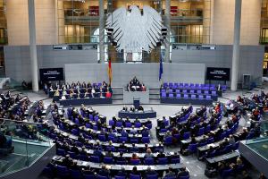 Германия передаст тяжелое вооружение для Украины