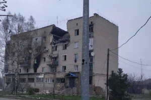 Ситуация на Луганщине: Попасная под плотным огнем россиян, два человека погибли