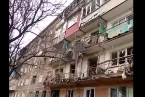 Оккупанты обстреляли Золотое на Луганщине: есть погибшие и раненые жители