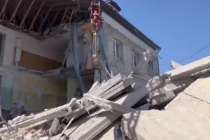 З'явилися кадри з місця вибуху газу в захоплених адмінбудівлях Кремінної, де "самоліквідувалися" зрадники