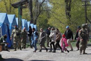 Россия держит мариупольцев в 66 лагерях, - британские расследователи