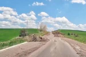 Гайдай заперечує, що траса Лисичанськ-Бахмут перерізана ворогом