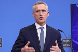 Столтенберг призвал готовиться к еще более жесткому наступлению РФ в ближайшие недели