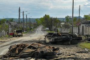 Сообщается о "прилетах" в оккупированном Рубежном, есть жертвы