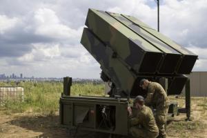 Україна отримає дві батареї ЗРК NASAMS