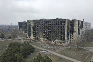 "Морг на 60 коек": В Мариуполе оккупанты взялись за строительство "самых необходимых объектов"
