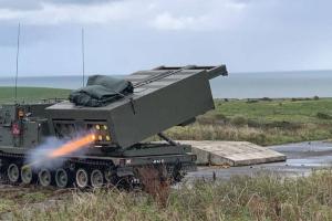 В Украину прибыли дополнительные РСЗО M270 из Великобритании