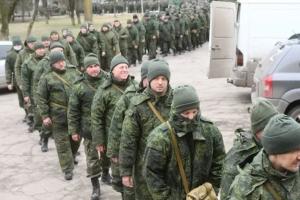 На фронт кидають важко поранених: окупантам на Луганщині не вистачає живої сили