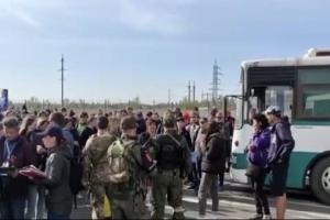 Россияне начали "обратную депортацию": мариупольцев возвращают из Пскова домой