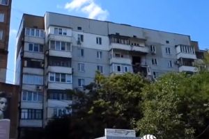 Провокація не вдалася: окупанти обстріляли багатоповерхівку у Донецьку та "спалилися"