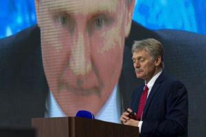 Выступление Путина отложено, а Песков не выходит на связь, - росСМИ