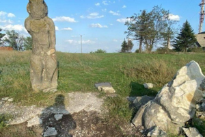 В Ізюмі окупанти зруйнували пам'ятки історії - половецьких баб