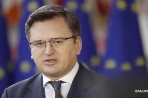 Кулеба: Путіна не "спровокували" Кримським мостом, він у розпачі через поразки на полі бою