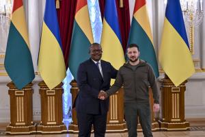 Путін просить переговорів: Президент Гвінеї-Бісау привіз Зеленському "послання" з Москви