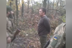 Бои под Лисичанском: ВСУ взяли в плен российских "чмобиков" - видео
