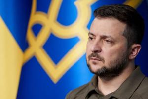 Россияне не хотят покидать Херсон, это информационная операция, - Зеленский