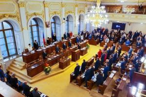 В Чехии приняли резолюцию о признании правящего режима РФ террористическим