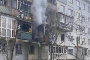 "Здесь когда-то была моя квартира": Северодончанка показывает свое жилье в полностью разрушенном доме