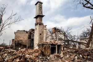 «Колись в цьому госпіталі лікували людей, а зараз…»: з’явилося нове відео з окупованої Кремінної