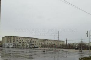 «Праздник среди разрухи»: появились новые фото Северодонецка