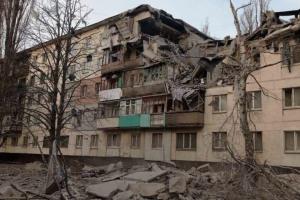 Печальная прогулка по разрушенному городу: свежее видео из Лисичанска