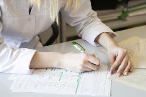 "Это дно": В Старобельске оккупанты отбросили медицину на полвека назад