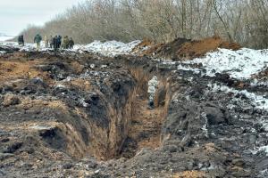 "Все йде за планом": У Білгородській області комунальників змушують рити окопи