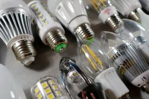 В Украине скоро стартует программа по обмену лампочек: как обменять старые лампы на энергоэффективные