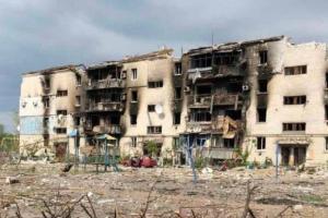 "Пробиті дахи не ремонтуватимуть": з Сєвєродонецька поїхали російські будівельники