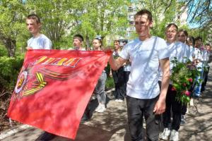 У Лисичанську окупанти провели "День побєдобєсія" — фото