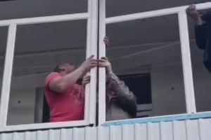 Новые восхваления оккупантов: В квартире ветерана в Северодонецке делают ремонт