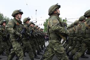 Тревожность оккупантов растет: Как в "ЛНР" агитируют к вступлению в армию РФ