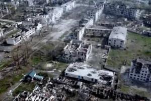 "Люди даже из квартир не выходят": Очевидцы о "прилетах" в Рубежном