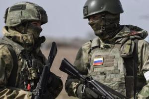 Российские оккупанты посещают родительские собрания на ТОТ: что известно
